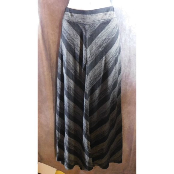 John Paul Richard Maxi Skirt - Picture 5 of 5